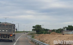 Bình Định: Xe quá tải ồ ạt chở đất lậu san lấp Kho vận logistics Quí Phước