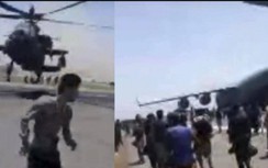Video trực thăng Apache xua người Afghanistan cố bám vào máy bay ở Kabul