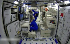 Các nhà du hành Trung Quốc trên trạm vũ trụ của riêng mình
