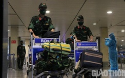 5 chuyến bay chở gần 300 quân nhân từ Hà Nội vào hỗ trợ TP.HCM chống dịch