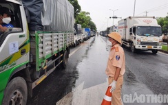 Gỡ vướng cho xe luồng xanh ùn ứ tại cửa ngõ phía Nam Đà Nẵng