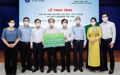 Vietcombank trao tặng gói an sinh xã hội 100 tỷ đồng cho Sở Y tế TP.HCM