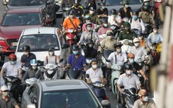 Chùm ảnh: Đường phố Hà Nội đông nghẹt thở ngày đầu nới lỏng giãn cách