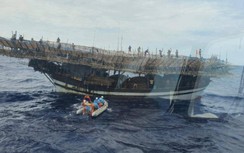 Hỗ trợ thành công gần 400 thuyền viên gặp nạn trên biển