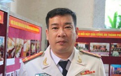 Tước danh hiệu Công an nhân dân Đại tá Phùng Anh Lê