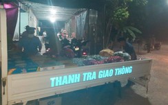 Tuyên Quang: 74 xe khách, xe tải hỗ trợ 2.527 người dân từ vùng dịch về quê