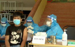 Ai được ưu tiên trong "chiến dịch tiêm 500.000 liều vaccine" ở Sóc Trăng?