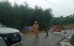 Mưa lớn tiếp tục gây ngập, sạt lở nhiều tuyến đường ở Thừa Thiên Huế