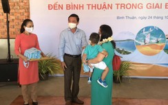 Bình Thuận đón đoàn du khách đầu tiên đến tắm biển Mũi Né