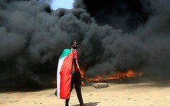 Quân đội Sudan bắt giữ Thủ tướng, ngắt kết nối mạng, chặn cầu