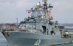 Tàu chống ngầm Nga cứu tàu container khỏi tay cướp biển trong gang tấc