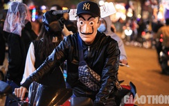 Giới trẻ Hà Nội, Sài Gòn đổ lên phố đi bộ hóa trang ma quái đón Halloween