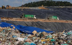 Bãi rác lớn nhất tạm ngừng tiếp nhận, rác thải Hà Nội sẽ đổ về đâu?