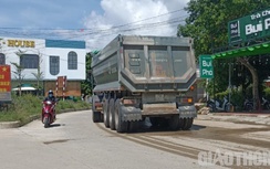 Quảng Nam tăng cường kiểm soát, xử lý xe chở cát sỏi gây mất ATGT
