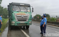 Siết xe cơi nới trên QL1 qua Quảng Nam-Quảng Ngãi, tài xế dở chiêu trò