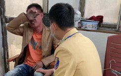 CSGT Hà Nội cứu nam thanh niên định nhảy cầu Chương Dương tự tử