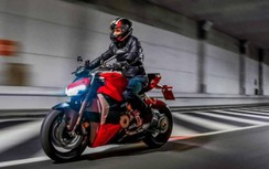 Cận cảnh mô tô Ducati Streetfighter V2 động cơ 955 phân khối