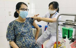 Thai phụ nên tiêm đủ vaccine phòng Covid-19 trước vaccine uốn ván