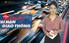 Video TNGT 25/11: Xe tải va xe bồn, "quét" hàng chục mét lan can, lật ngửa