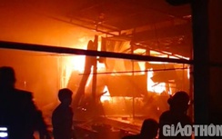 Đắk Nông: Cháy chợ trong đêm, nhiều ki-ốt bị thiêu rụi
