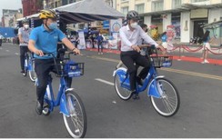 Giám đốc Sở GTVT trải nghiệm xe đạp công cộng vé 10.000 đồng/giờ