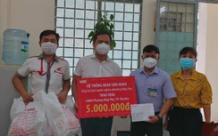 HEAD Sơn Minh 2 trao quà ủng hộ người nghèo ở TP Thủ Đức