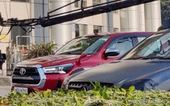 Toyota Hilux 2022 lộ diện hoàn toàn trước ngày ra mắt