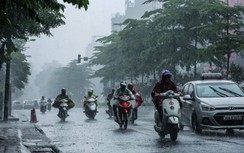21/1: Hà Nội dự báo mưa dông, lốc sét, người ra đường nhớ mang ô dù, áo mưa