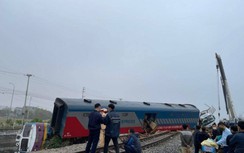 Vụ tàu hỏa bị trật bánh ở Phú Lý, đường sắt Bắc Nam khi nào thông trở lại?