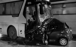 Danh tính 2 nạn nhân tử vong vụ xe con đấu đầu xe khách ở Thái Nguyên