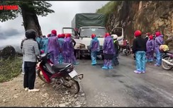 Đang điều tra vụ nhóm phượt thủ hành hung lái xe tải ở Hà Giang