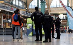 Tấn công bằng dao tại ga tàu bận rộn bậc nhất Châu Âu