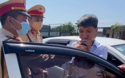 CSGT Quảng Trị xử phạt hàng trăm lái xe vi phạm nồng độ cồn, tốc độ