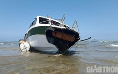 Chìm tàu 17 người chết ở Quảng Nam: Cấm lái tàu đi khỏi nơi cư trú
