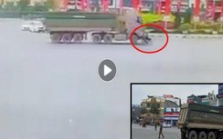 Video: Vào đúng điểm mù, người đàn ông bị xe tải ben cán tử vong