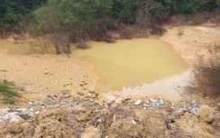 Quảng Ninh: Lạ lùng bãi rác trái phép "mọc" giữa rừng ở TP Cẩm Phả