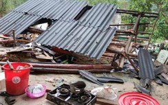 Gần 200 ngôi nhà ở Nghệ An bị hư hỏng sau trận giông lốc, mưa đá bất ngờ