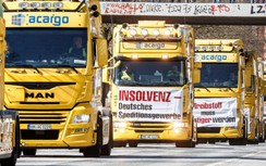 Đức: Hàng trăm xe tải diễu phố, gây tắc nghẽn phản đối giá nhiên liệu tăng