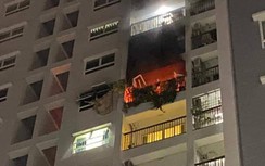 TP.HCM: Cháy căn hộ tại chung cư Carillon 5, hai mẹ con rơi lầu tử vong
