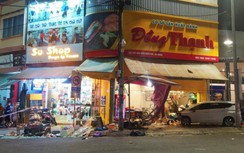 Ô tô "điên" lao vào tiệm bánh mỳ ở Đà Nẵng, nhiều người nằm bất động