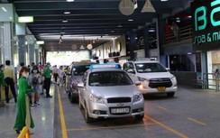 Tân Sơn Nhất lo thiếu hơn 1.000 lượt taxi phục vụ khách dịp lễ 30/4