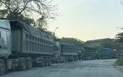 Yên Bái: Xe cơi thùng, chở có ngọn "hành quân" trên QL70