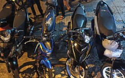 Nhóm thanh thiếu niên tụ tập “khoe” xe độ trên phố Nguyễn Huệ bị CSGT xử lý