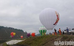 Trình diễn bay khinh khí cầu thu hút hàng nghìn người dân Hà Tĩnh