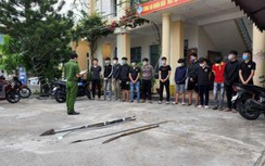 2 nhóm thanh niên "ôm" bom xăng hỗn chiến náo loạn đường phố ở Đà Nẵng