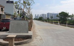 Hà Nội: Ngang nhiên làm cả trăm mét đường bê tông trên đất đường sắt