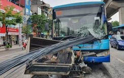 Hà Nội "siết" hoạt động xe ba bánh sau vụ đâm thủng buồng lái xe buýt