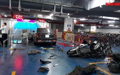 Video TNGT 27/5: Mercedes S560 mất lái tông nhiều xe máy trong hầm chung cư