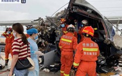 Vụ tai nạn tàu cao tốc báo động nguy cơ với hệ thống đường sắt Trung Quốc