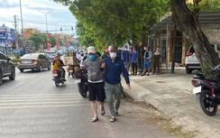 Khởi tố gã đi xe máy dâm ô nhiều phụ nữ, trẻ em ở Quảng Bình